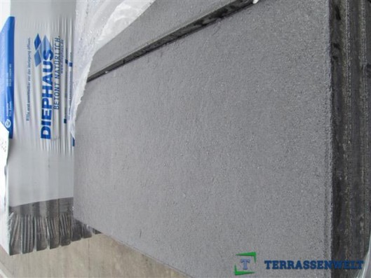 Terrassenplatten 1B BELGISCHE SCHWARZ-BASALT 80/40/4 CM